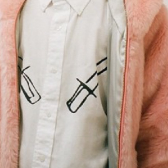 Meet your Posher, Deone - Picture 1 of 1