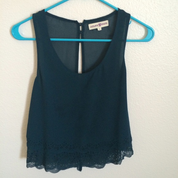 Tank Top with open back and cut-outs🌻(RARE)
