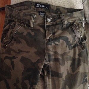 Camo sizzle pants