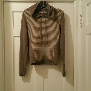 Athleta sweater
