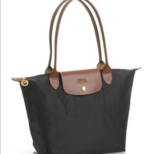 Longchamp Le Pliage Medium Shoulder Tote