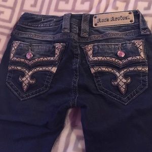 Rock Revivals pretty much new.Offers are welcome😉