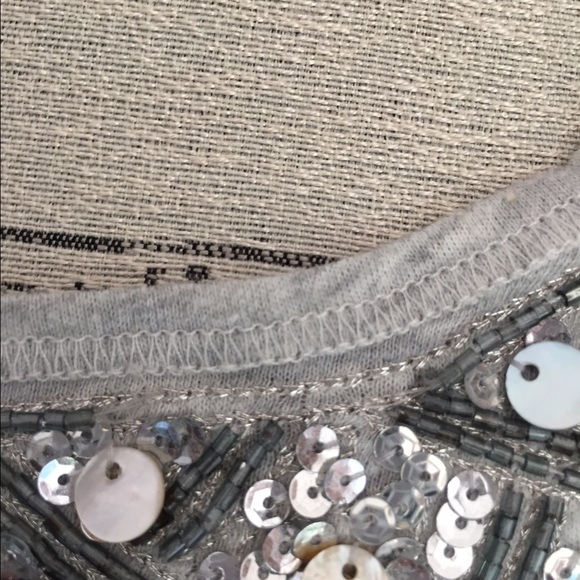 🔥Grey beaded tank - Picture 2 of 3