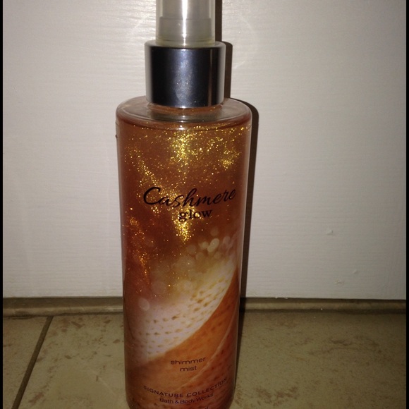 Bath and Body Works Cashmere Glow shimmer mist