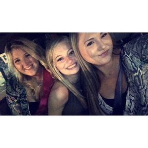 Meet your Posher, Bailey