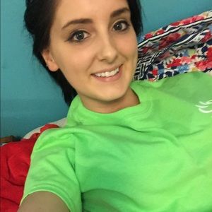 Meet your Posher, Andrea