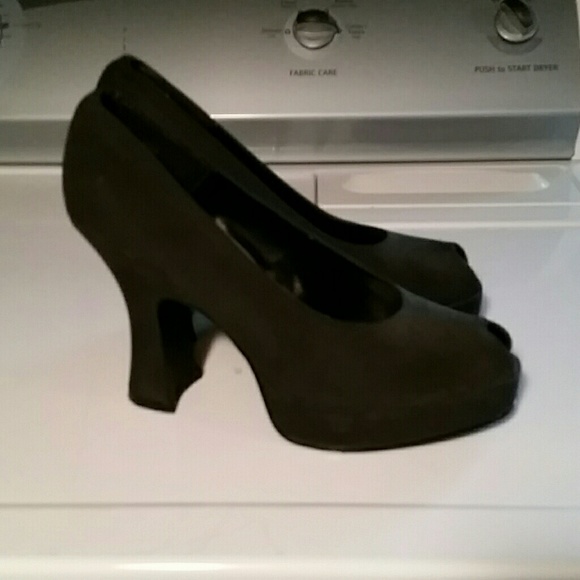 Peep toe heels - Picture 2 of 3