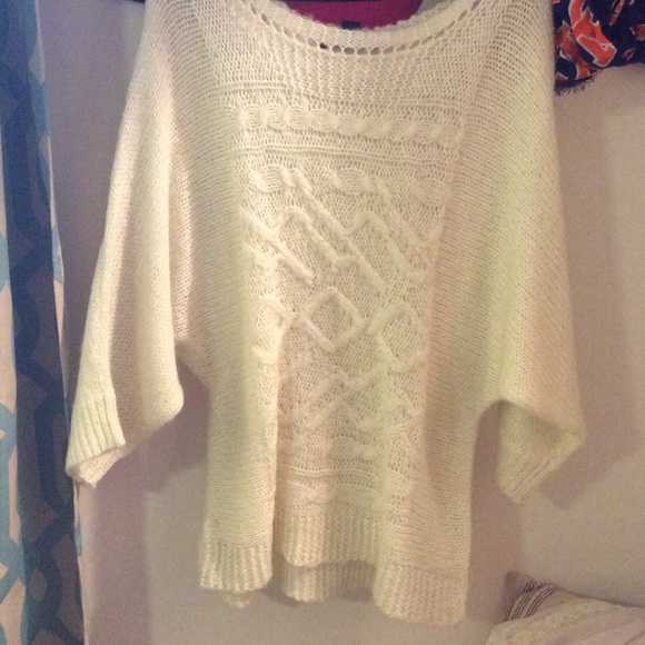 Nine West sweater