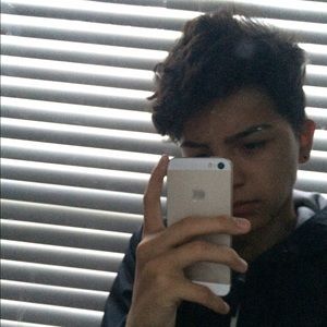 Meet your Posher, Eric