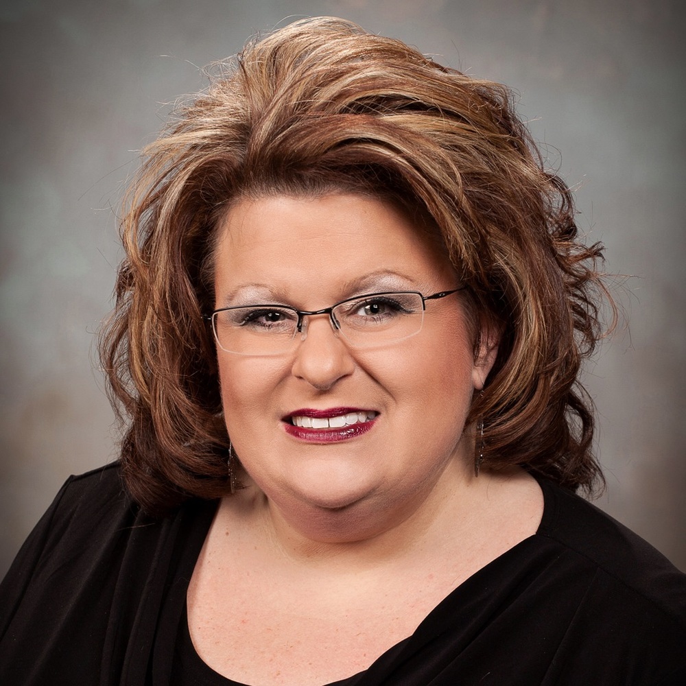 Meet your Posher, Cyndi