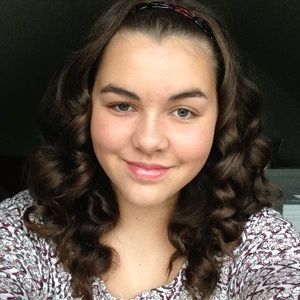 Meet your Posher, Shelby