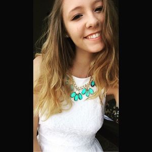 Meet your Posher, Maddie