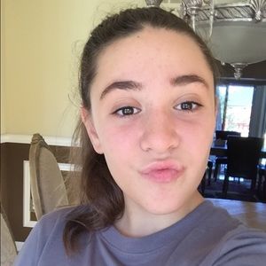 Meet your Posher, Maya