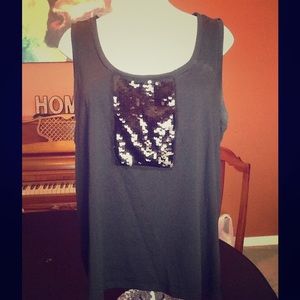 Black sleeves sequin detail top