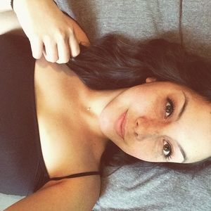 Meet your Posher, Sariah