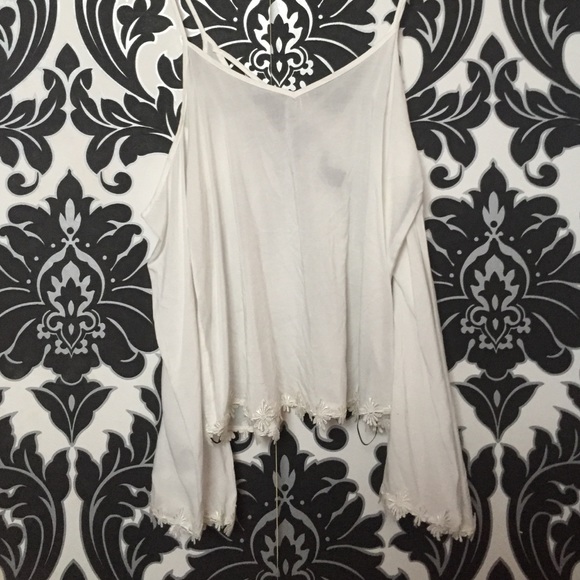 Flowey open shoulder blouse w/ bell sleeves - Picture 1 of 2