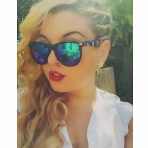 Meet your Posher, Jaclyn