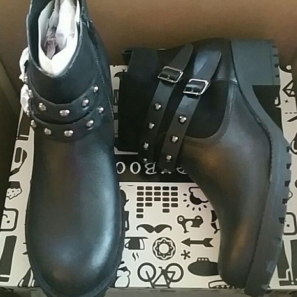 Bamboo Belted Lug Sole Ankle Booties