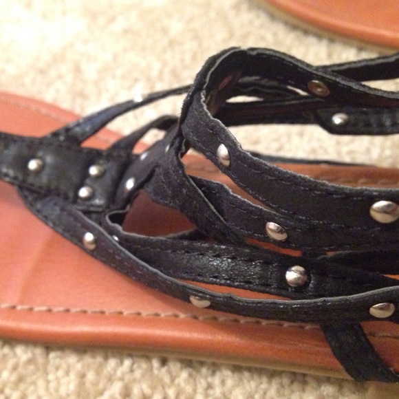 Cute sandals! - Picture 2 of 2