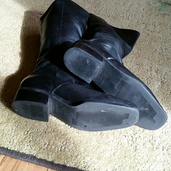 Boots - Picture 3 of 3