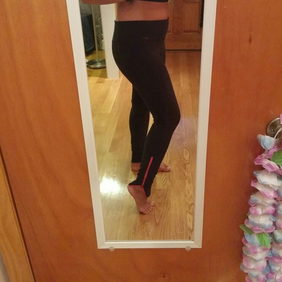Nike Pants - Nike dri fit athletic leggings with zippers
