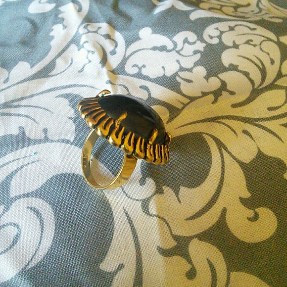 Ring - Picture 2 of 2