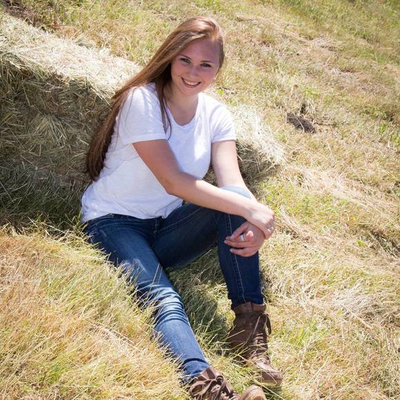 Meet your Posher, Whitney - Picture 1 of 1