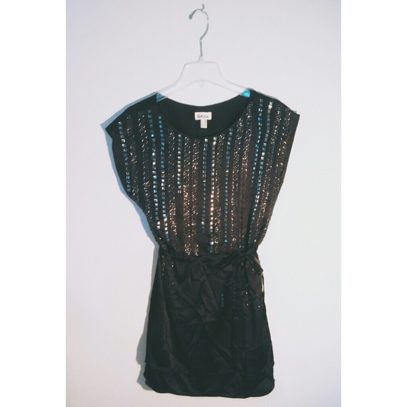 🚫Given to thrift store🚫 Sequin Dress - Picture 1 of 2