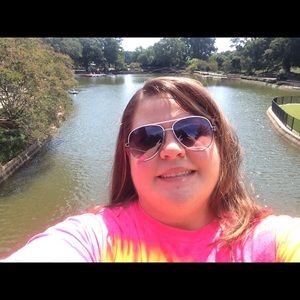 Meet your Posher, Keri