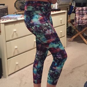 Athleta Revelation Fast Track Athletic Capri