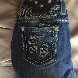 Size 28 miss me jeans