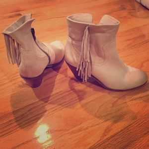 Sam Edelman White Leather Fringe Booties