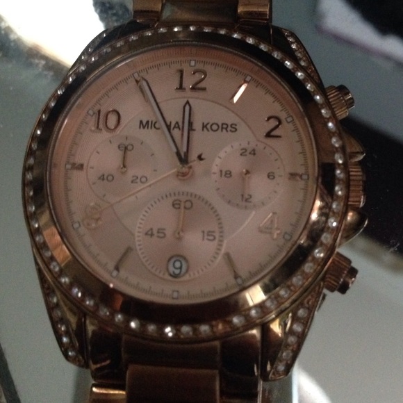 Rose gold rhinestoned MICHAEL KORS watch
