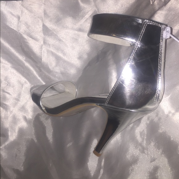 Jeffrey Campbell Silver Ankle Strap Sandals - Picture 3 of 6
