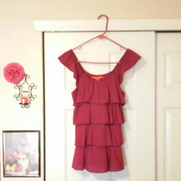 🌸🙆Zoey🌸And🌸Beth🌸Ruffles🌸Tiered🌸Berry🌸Top🌸