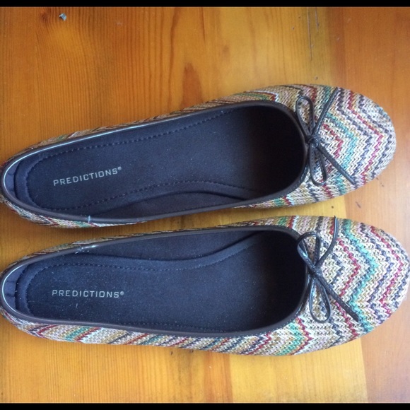 🍂 Chevron Pattern Flats 🍂 - Picture 3 of 4