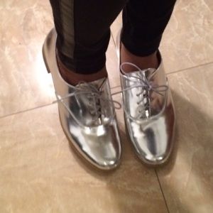 Silver metallic oxfords