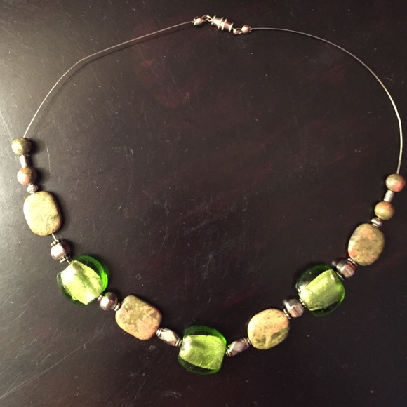 Statement necklace - Picture 2 of 2