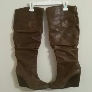 Jessica Simpson brown boots