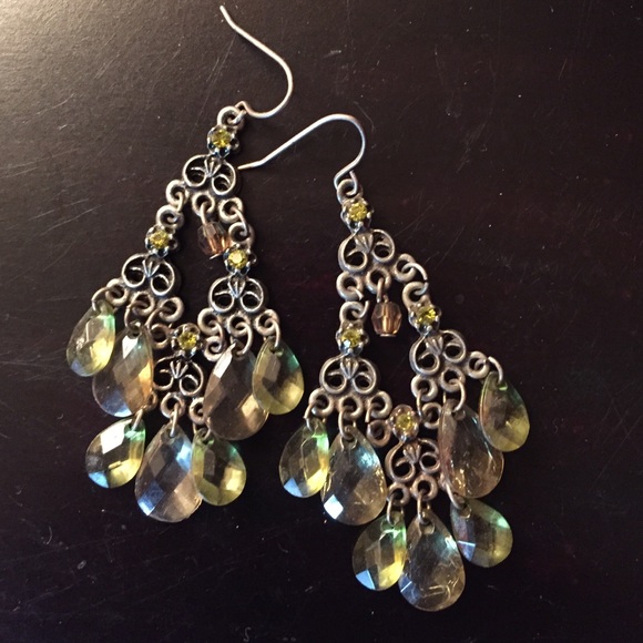 Chandelier earrings
