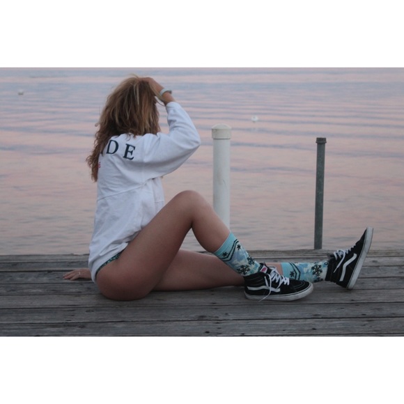 Meet Your Posher - Picture 2 of 2