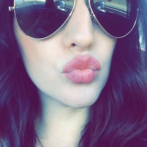 Meet your Posher, Breeana