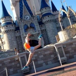 Meet your Posher, Taylor