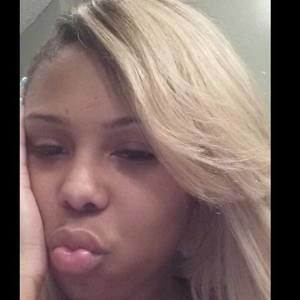 Meet your Posher, Tralecia