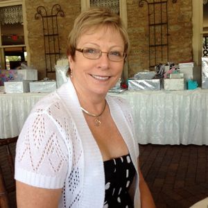 Meet your Posher, Debbie