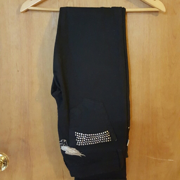 Black Robbins