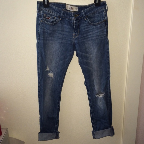 Hollister Jeans - Picture 1 of 2