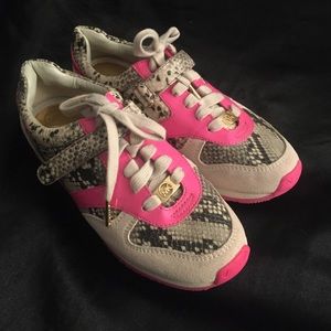 NWOT Michael Kors shoes