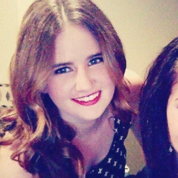 Meet your Posher, Molly