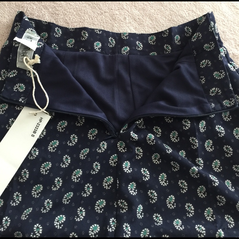 LAST ONE! Printed Palazzo pant - Picture 4 of 4